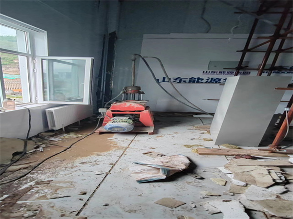 顺庆地基基础下沉墙体裂缝加固注浆顶升施工